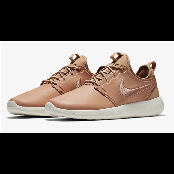 nike roshe leather